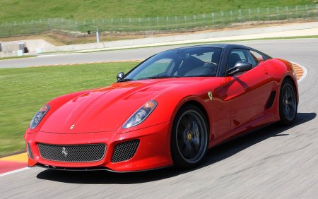 Феррари ф 142