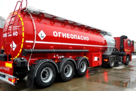 Полуприцеп 30385 бензовоз