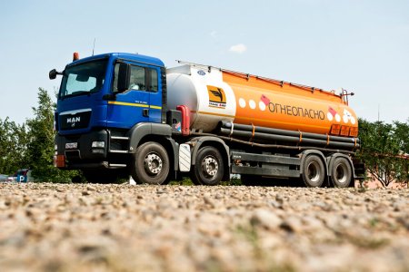Бензовоз ман 8х8