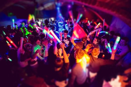 Молодежная дискотека