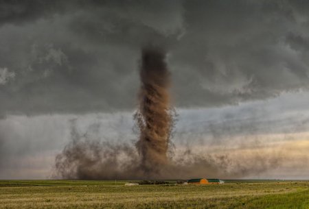 Земляной смерч