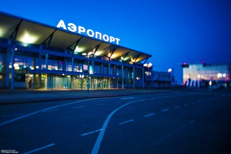 Аэропорт Томск, Томск