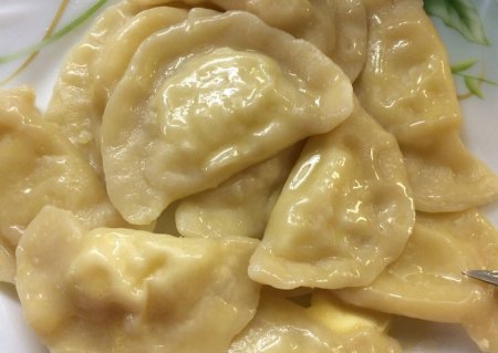 Вареники с маслом
