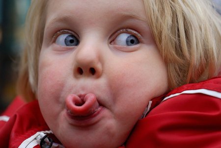 Высунув язык