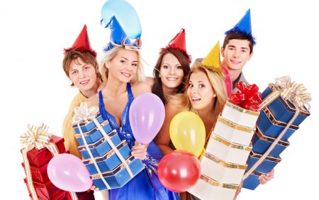 Празднование дня рождения взрослого