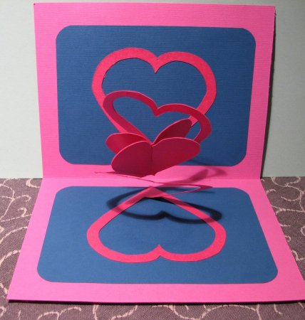 Объемная открытка в виде сердца