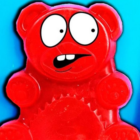 Познаватель и ЖЕЛЕЙНЫЙ медведь Валера