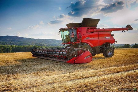 Зерноуборочные комбайны Case IH