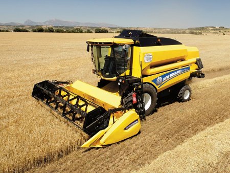 Комбайн зерноуборочный (New Holland CR 9000)