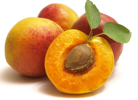 Apricots – абрикосы