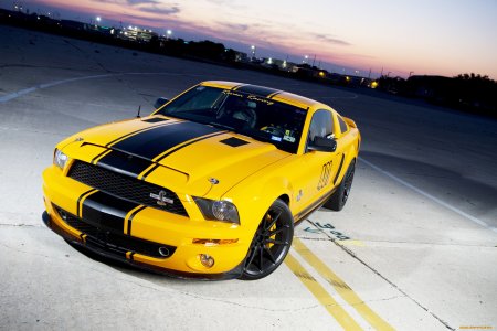 Картина машины Мустанг