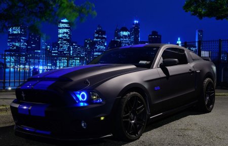 Ford Mustang gt черный