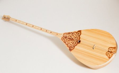 Домбра Башкирский музыкальный инструмент