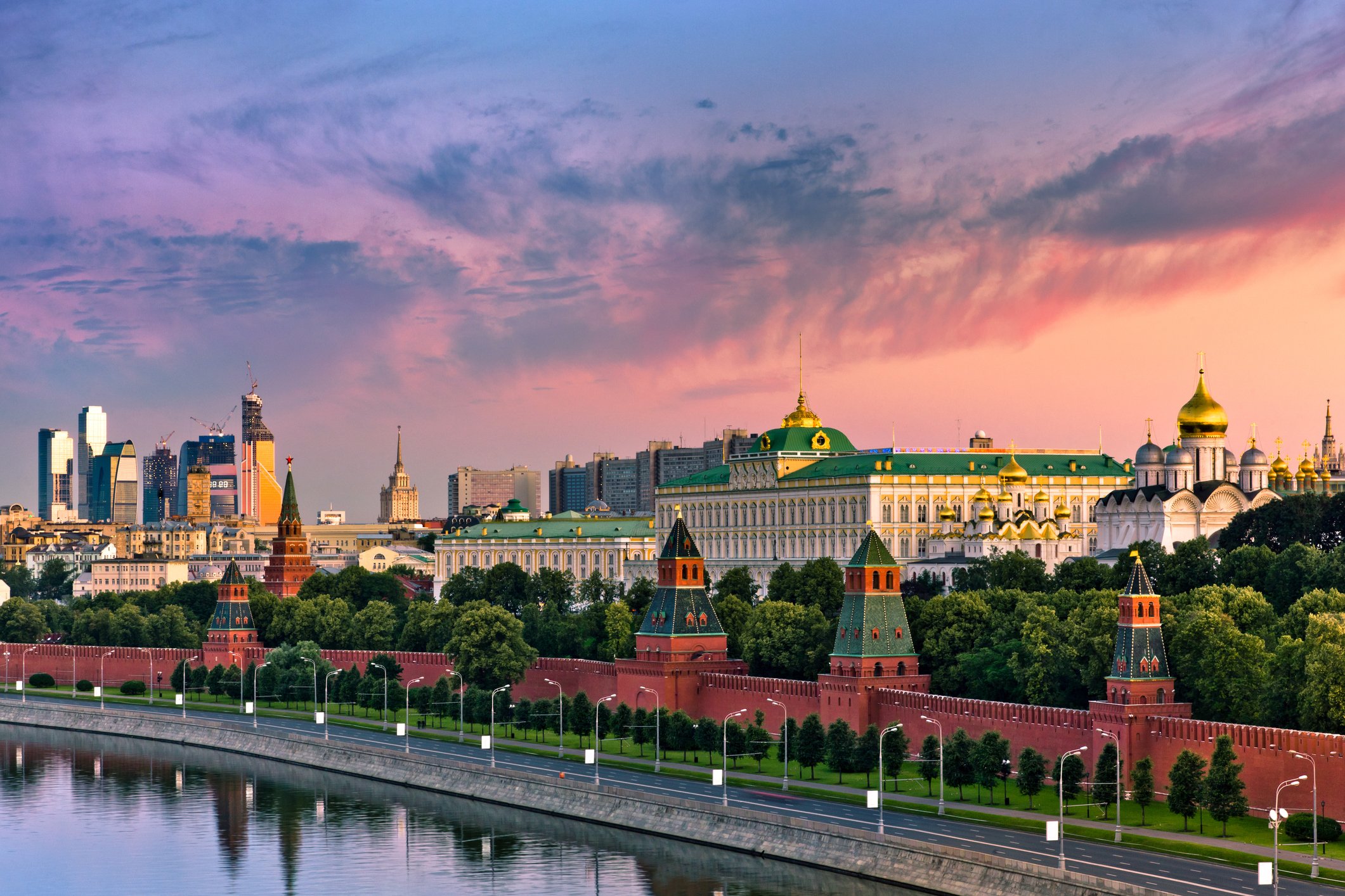 кремль и москва сити