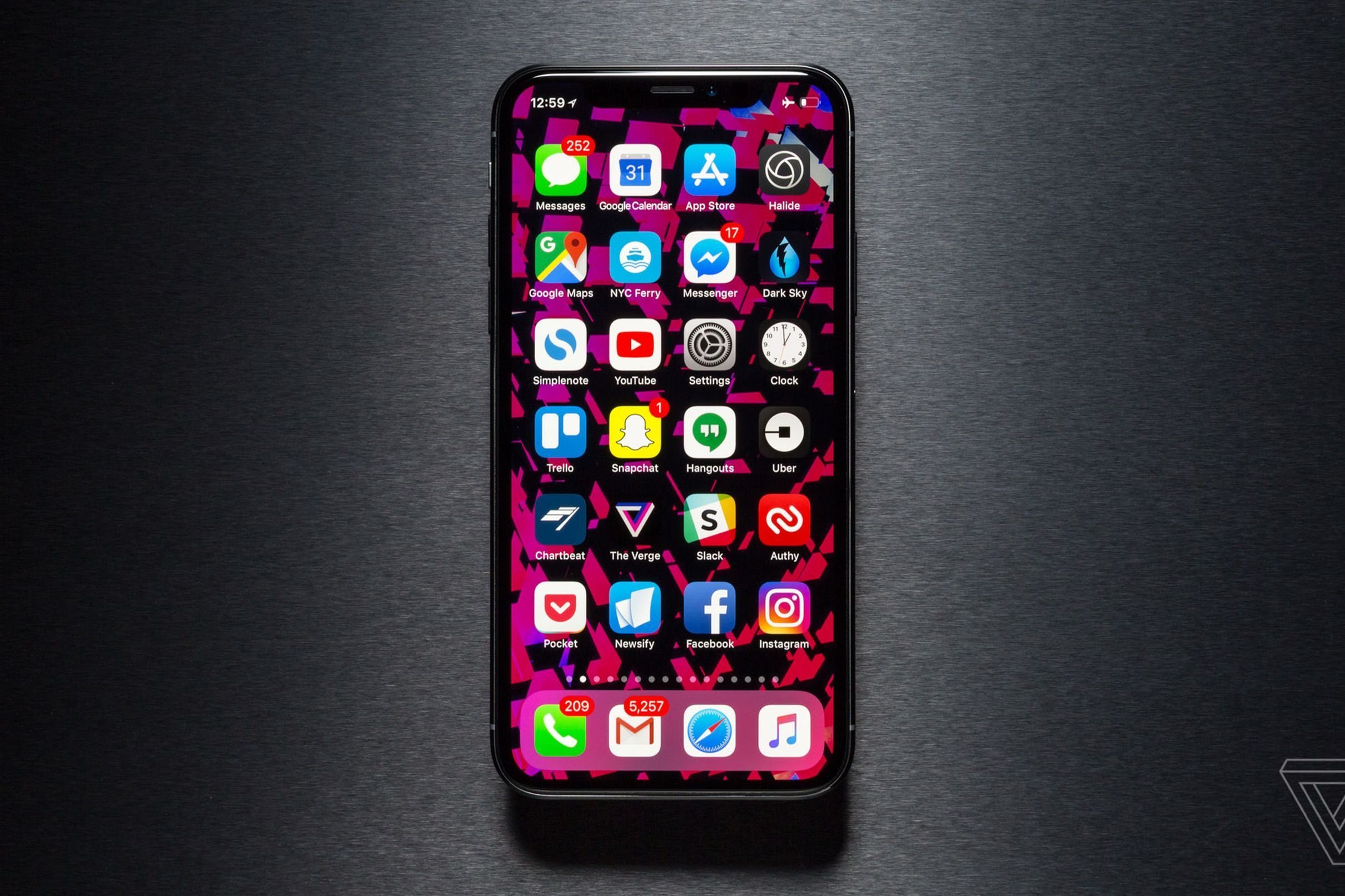 Айфон x6. Apple iphone 10. Iphone 13 экран. Айфон 10 se. Экран айфон 10.