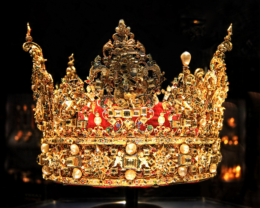Корона царская золото. Корона короля Дании Кристиана IV. Корона короля Дании Кристиана IV 1595 год. Корона датского короля Кристиана v. 1670. Корона Дании Королевская.