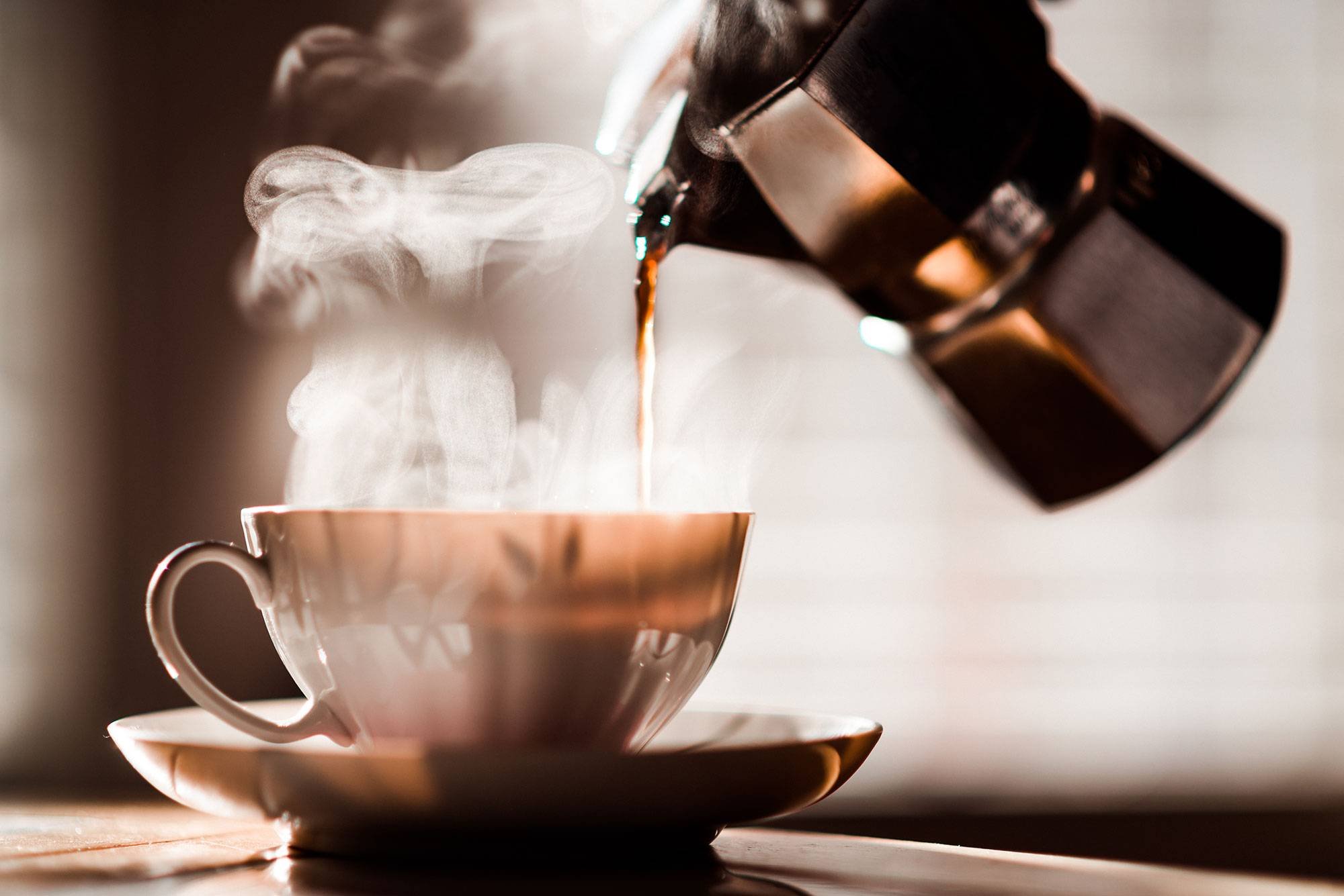 Дух кофе. Утренний кофе. Кружка ароматного кофе. Ароматный кофе. Аромат кофе.