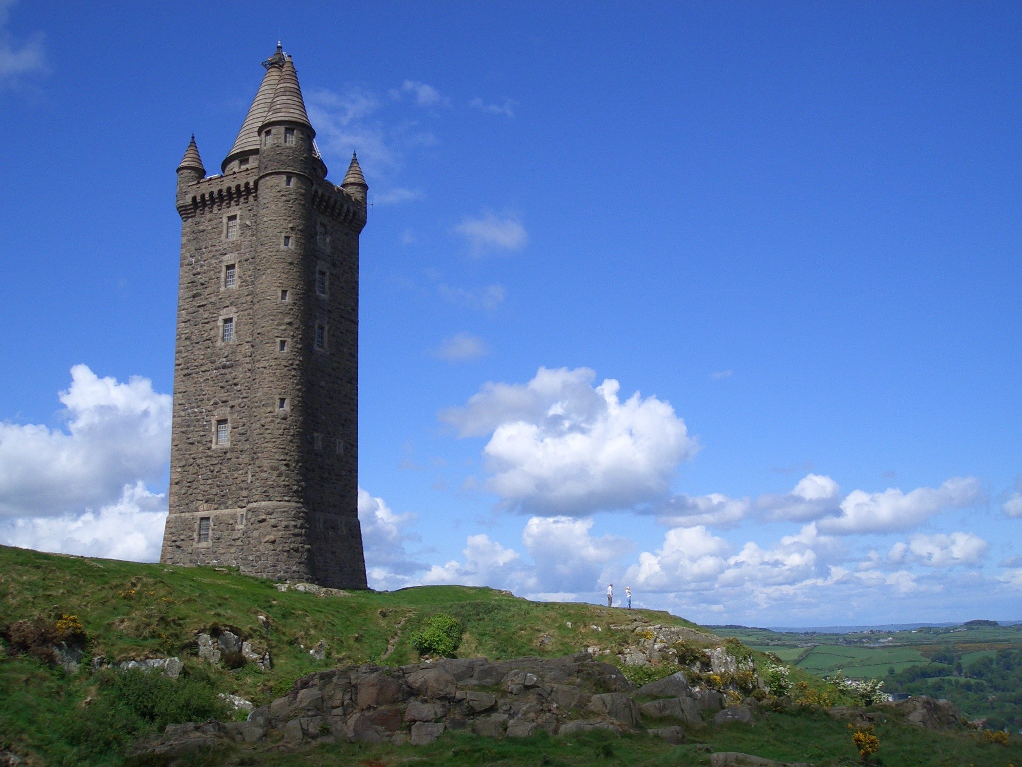 Башня. Башня скрабо в Северной Ирландии. Северная Ирландия достопримечательности башня скрабо. Башня скрабо в Северной Ирландии фото. Холм Уснех Ирландия.