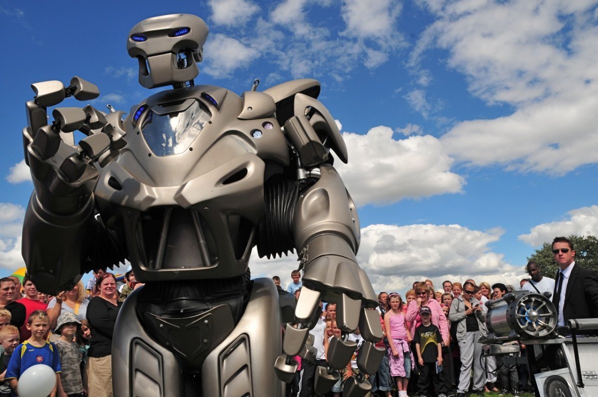 Новинки про роботов. Робот Титан экзоскелет. Робот Титан иоконис. Робот настоящий.