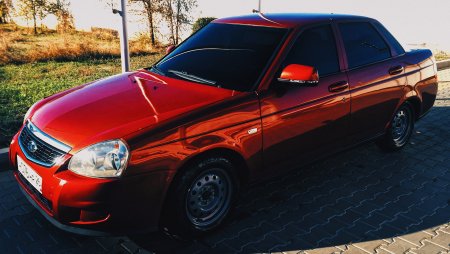 Лада Приора седан