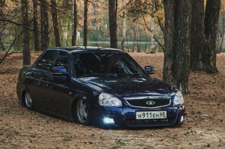 Лада Приора заниженная тюнинговая