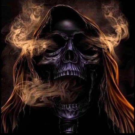 Черный череп в огне