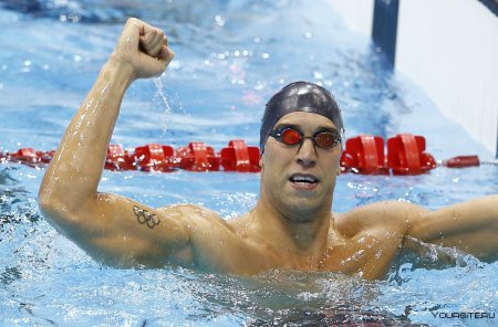 Манаду пловчиха