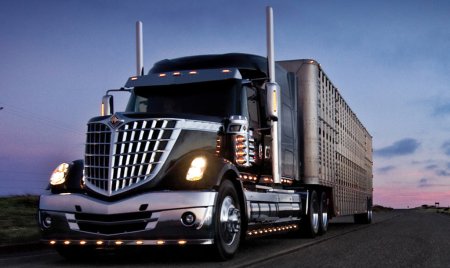 Американские Грузовики Lonestar