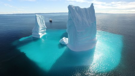 Айсберг под водой