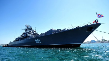 Боевой корабль Ладный