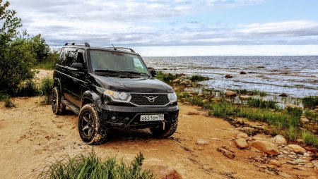 УАЗ Патриот 2020 черный