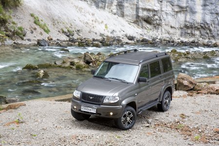 Машина УАЗ Патриот 2014