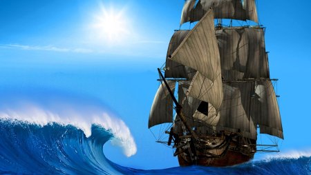 Корабль в море