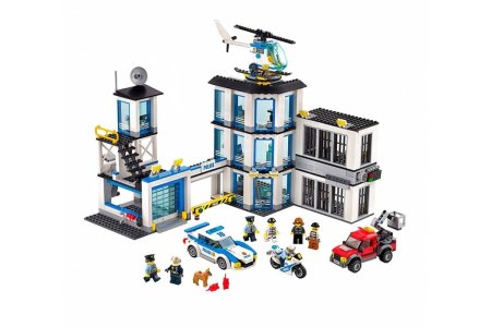 LEGO полицейский участок 60141