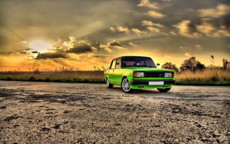 Lada 2105 Green