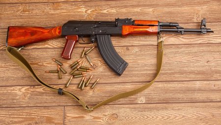 АКМ 762