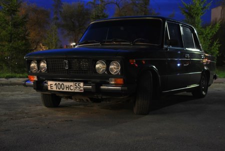 ВАЗ 2106 черная