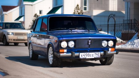 ВАЗ 2106 синяя тонированная