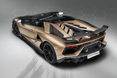 Ламборджини авентадор 2020