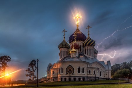 Храм Божий