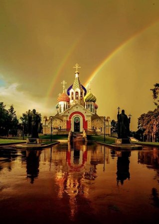 Измайловская Церковь в Москве Радуга