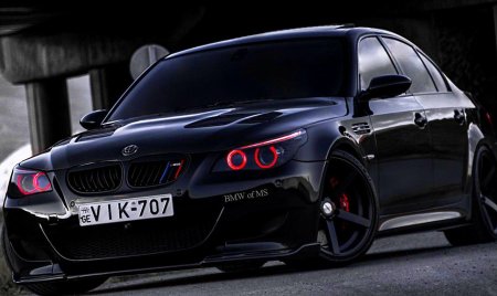 БМВ м5 на аву