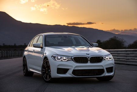 BMW m5 f90 белая