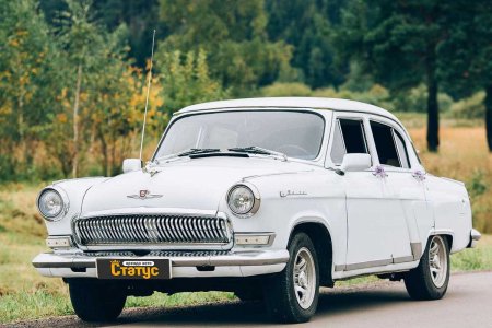 Машина Волга ГАЗ 21