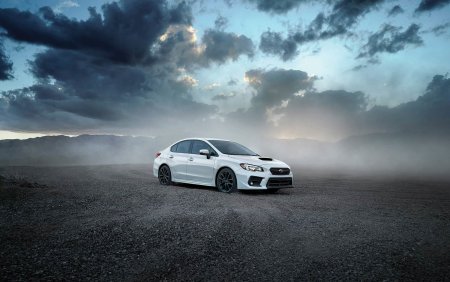 Subaru Impreza WRX STI белая