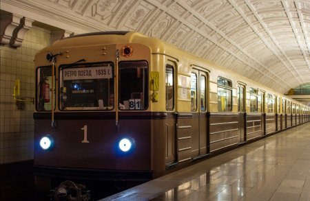 Ретропоезд Сокольники метро