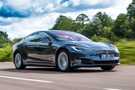 Электромобиль Tesla model s