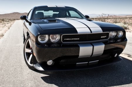 Dodge Challenger srt8 392 2012