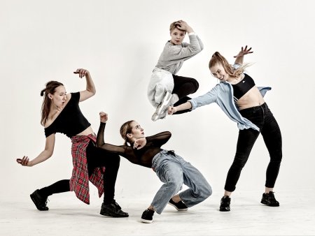 Тайцы современные