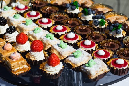 Красивые пирожные